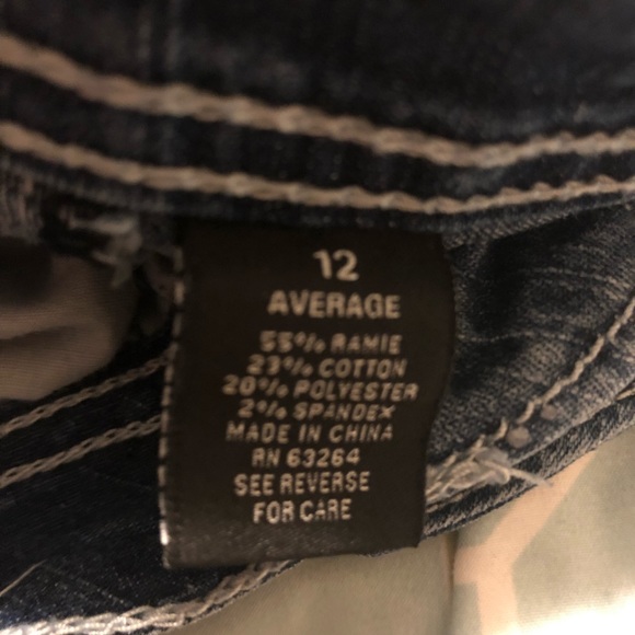 Roz and Ali Jeans - Picture 5 of 14